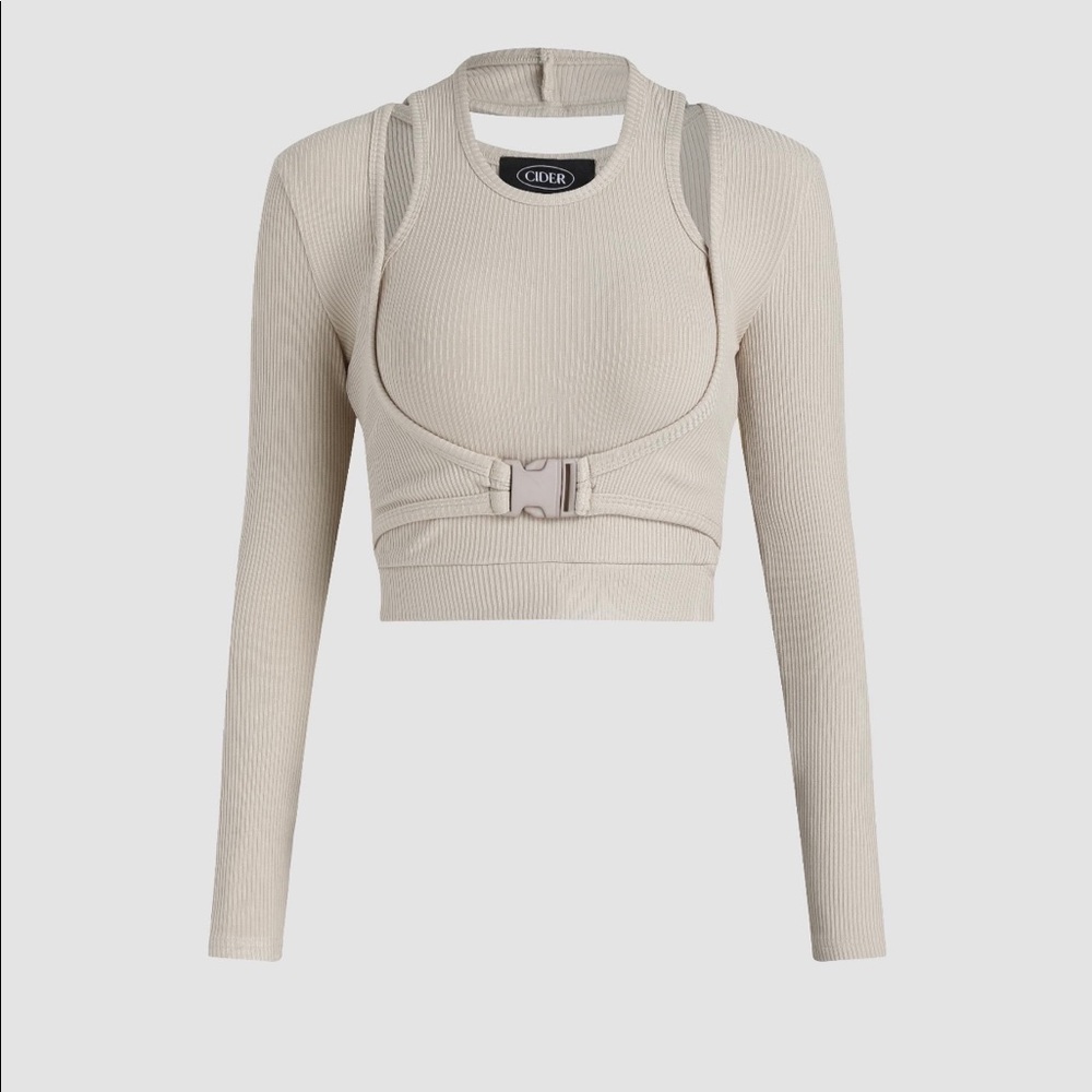 Cider buckle cropped long sleeve
